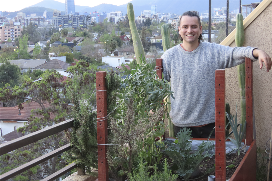 Foto de Francis Mason 林高天, fundador de LivLin